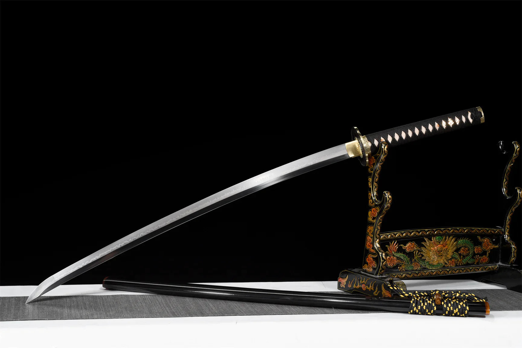 Epee-Tokugawa-Ieyasu-Acier-T10-Hamon-Veritable